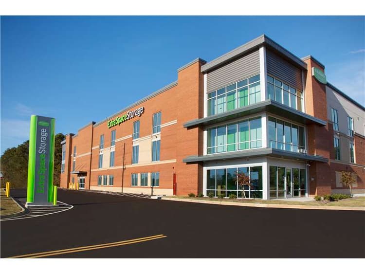 Storage Units in Jonesboro, GA at 8500 Tara Blvd Extra Space Storage