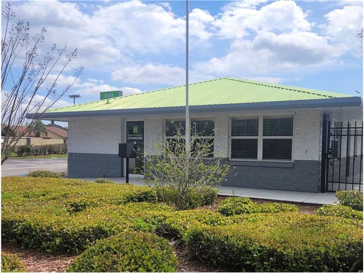 Storage Units in Winter Haven, FL at 1991 Recker Hwy Extra Space Storage