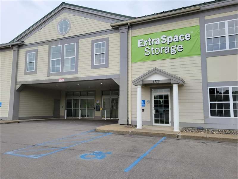 Extra Space Storage facility on 1772 Route 9 - Clifton Park, NY