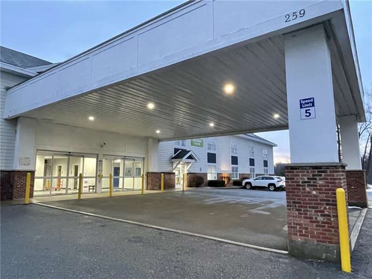 Storage Units in Clifton Park, NY at 259 Ushers Rd Extra Space Storage