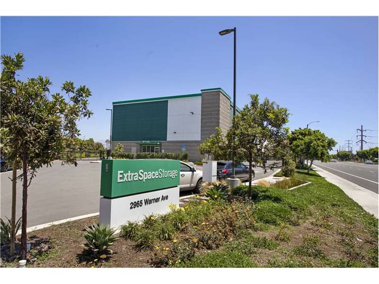 Storage Units in Irvine, CA at 2960 Warner Ave Extra Space Storage