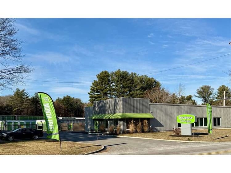 Storage Units in Pembroke, MA at 330 Old Oak St Extra Space Storage