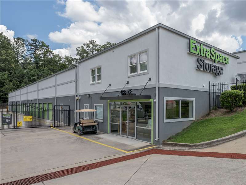 Storage Units in Kennesaw, GA at 2890 Cobb Pkwy NW Extra Space Storage