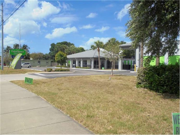Storage Units in Nokomis, FL at 225 N Tamiami Trail Extra Space Storage