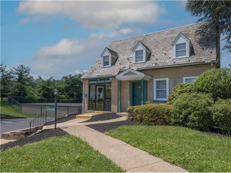 Storage Units in Chalfont, PA at 329 W Butler Ave Extra Space Storage