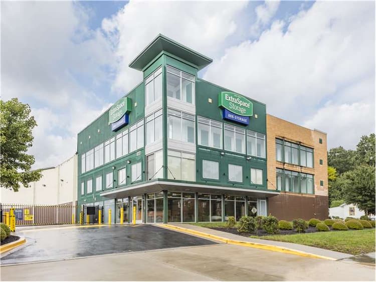 Storage Units in Capitol Heights, MD at 1423 Eastern Ave NE Extra