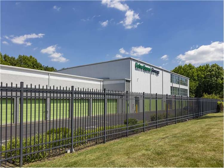 Storage Units in Burlington, NJ at 10 Cadillac Rd Extra Space Storage