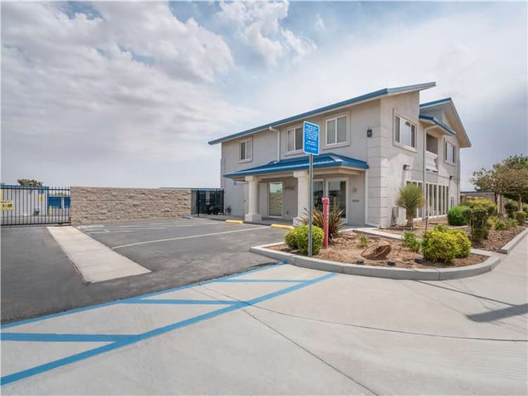 Storage Units in Hesperia, CA at 14400 Yucca St Extra Space Storage