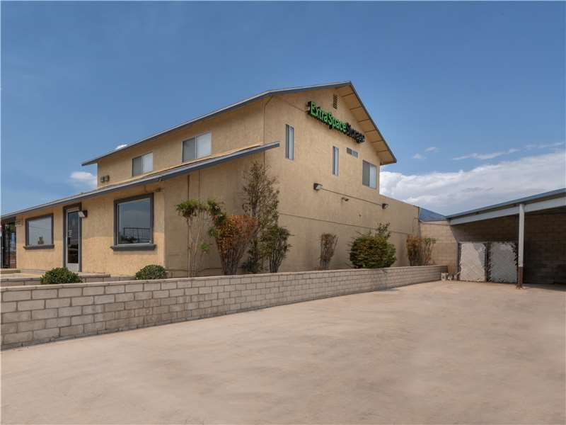 Storage Units in Hesperia, CA at 16730 Walnut St Extra Space Storage