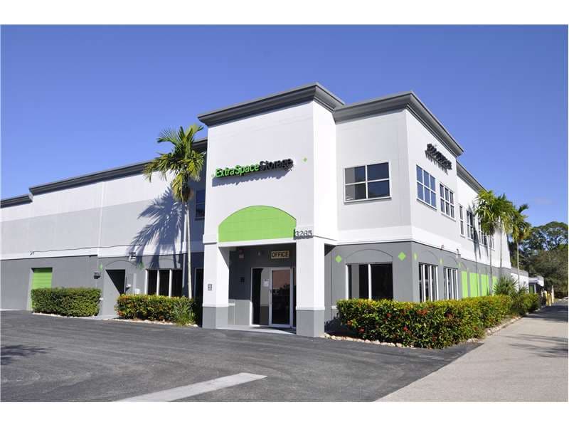 Storage Units in Sarasota, FL at 3265 University Pkwy Extra Space Storage
