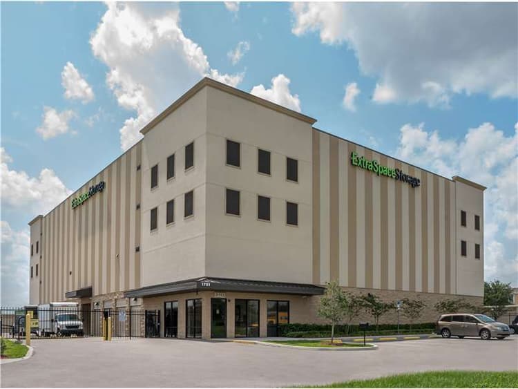 Storage Units in Kissimmee, FL at 1150 Brand Ln Extra Space Storage
