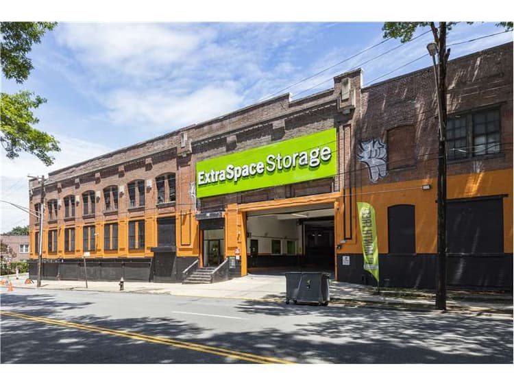 Storage Units in Bronx, NY at 3240 Bronx Blvd Extra Space Storage