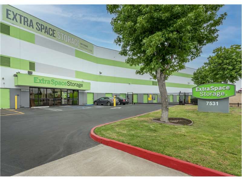 Extra Space Storage facility on 7531 McFadden Ave - Huntington Beach, CA