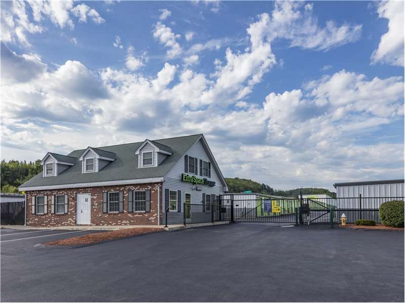Extra Space Storage facility on 16 Ararat St - Worcester, MA