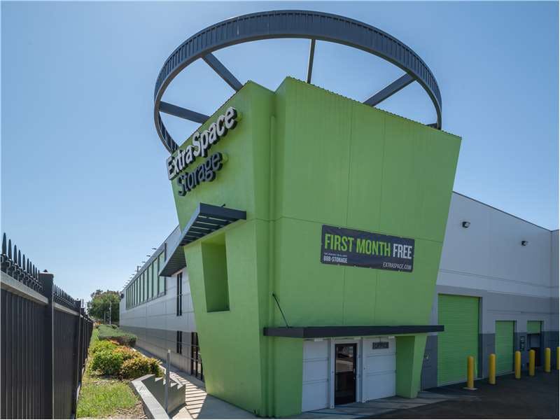 Extra Space Storage facility on 12360 Foothill Blvd - Sylmar, CA