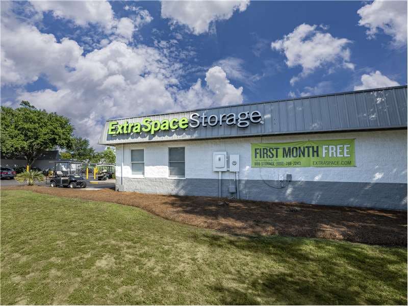 Extra Space Storage facility on 1108 Stockade Ln - Mt Pleasant, SC