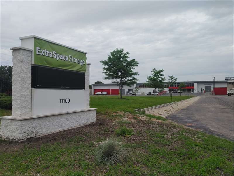 Extra Space Storage facility on 11100 W Cleveland Ave - West Allis, WI