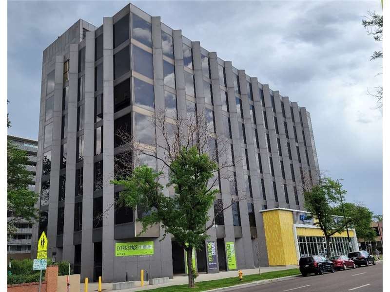 Extra Space Storage facility on 900 Grant St - Denver, CO