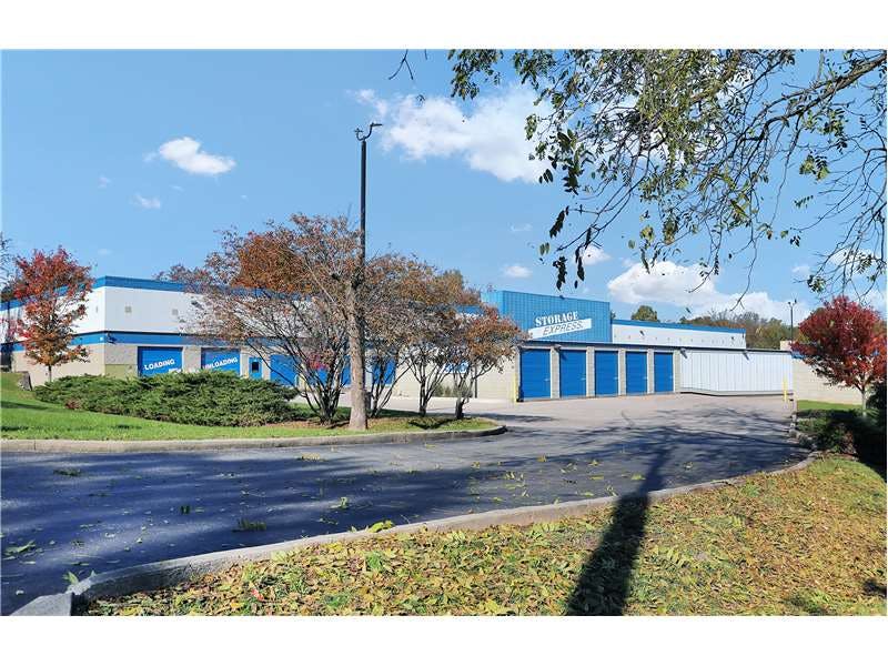 Extra Space Storage facility on 606 W Gourley Pike - Bloomington, IN