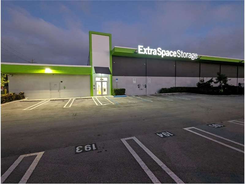 Extra Space Storage facility on 5713 NW 27th Ave - Miami, FL