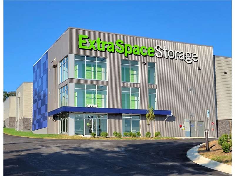 Extra Space Storage facility on 4700 Beech Rd - Temple Hills, MD