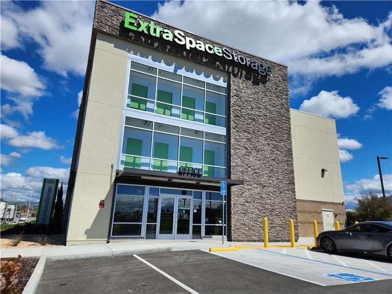 Extra Space Storage facility on 6680 Clark Ave - Newark, CA