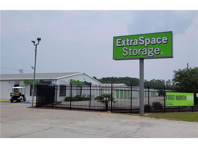 Extra Space Storage facility on 9221 Highway 90 - Longs, SC