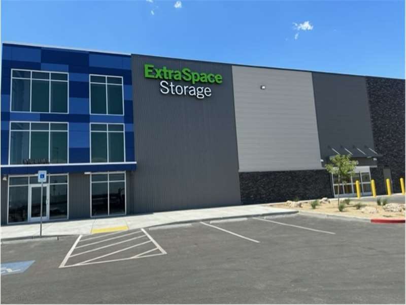 Extra Space Storage facility on 7350 Oso Blanca Rd - Las Vegas, NV