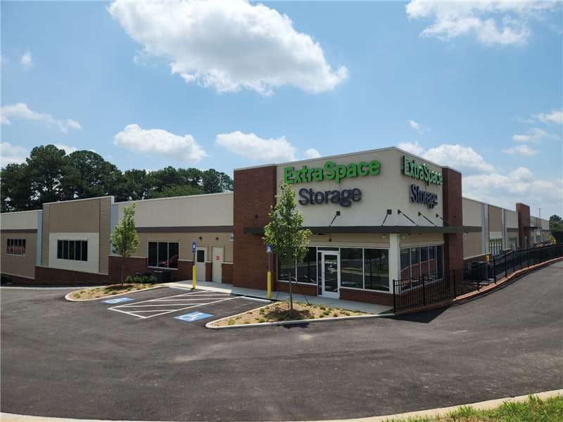 Extra Space Storage facility on 1337 Highway 138 NE - Conyers, GA