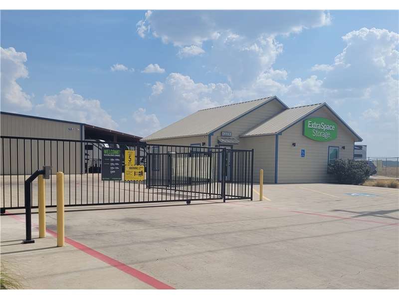 Extra Space Storage facility on 10349 Paddy Hamilton Rd - Belton, TX