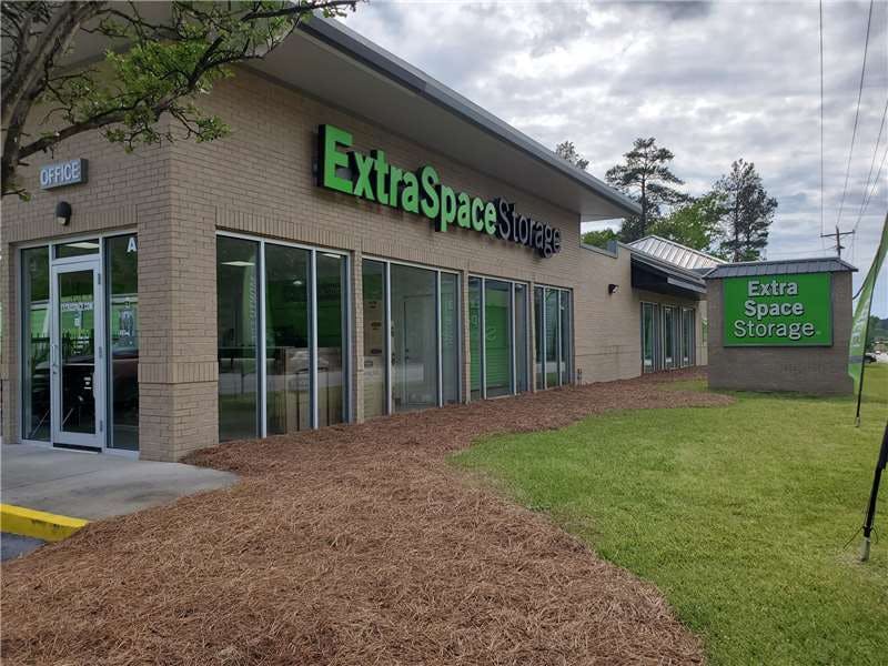 Extra Space Storage facility on 1721 Clemson Rd - Columbia, SC