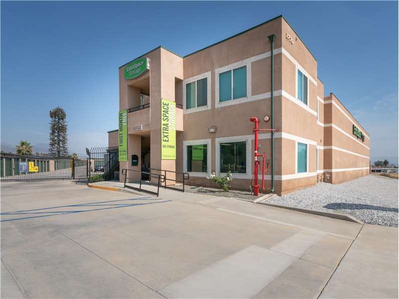 Extra Space Storage facility on 1775 Palm Ave - Highland, CA