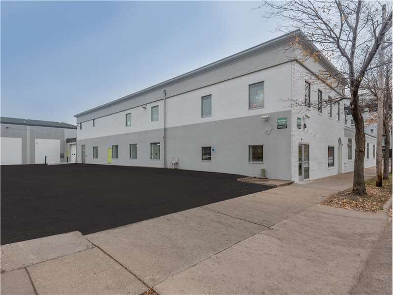 Extra Space Storage facility on 2845 Harriet Ave - Minneapolis, MN
