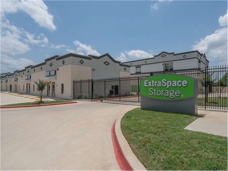 Extra Space Storage facility on 3831 FM 2181 - Corinth, TX