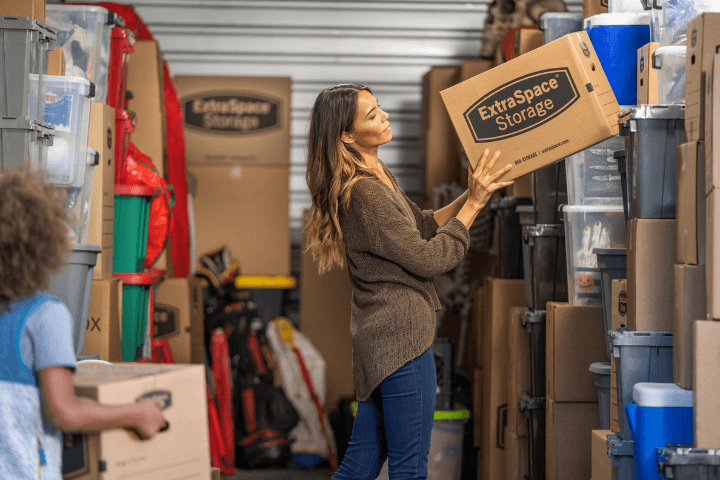 how-to-store-check-on-belongings