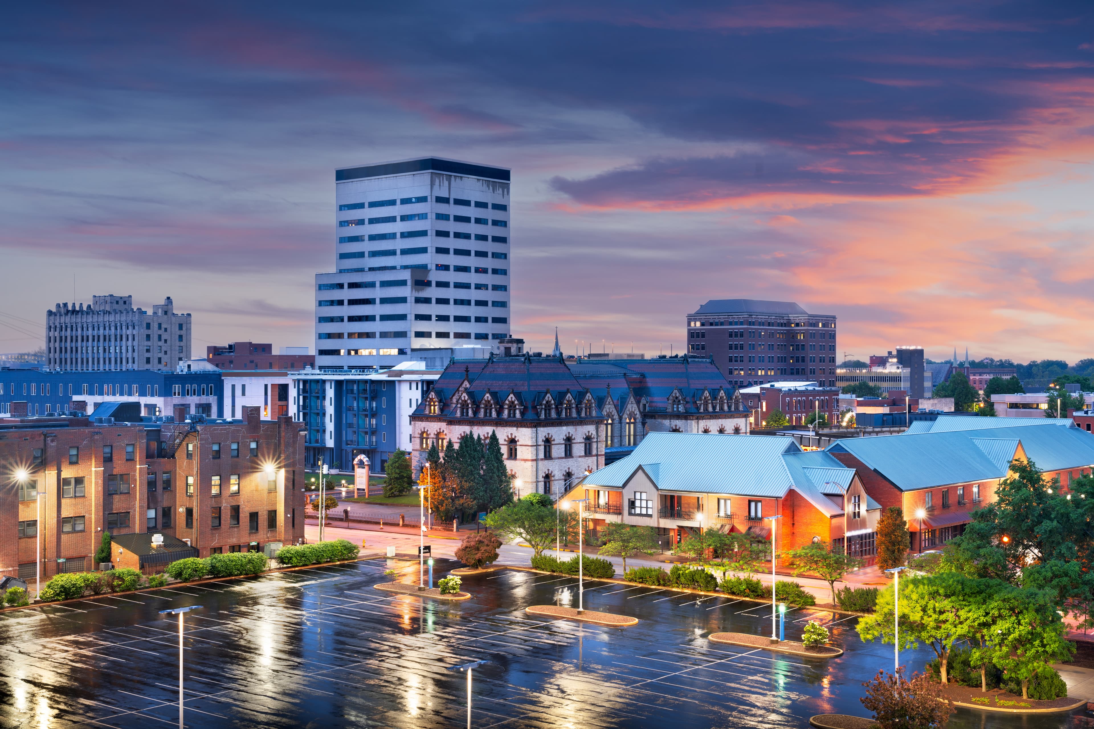 Skyline of Evansville, IN at dusk