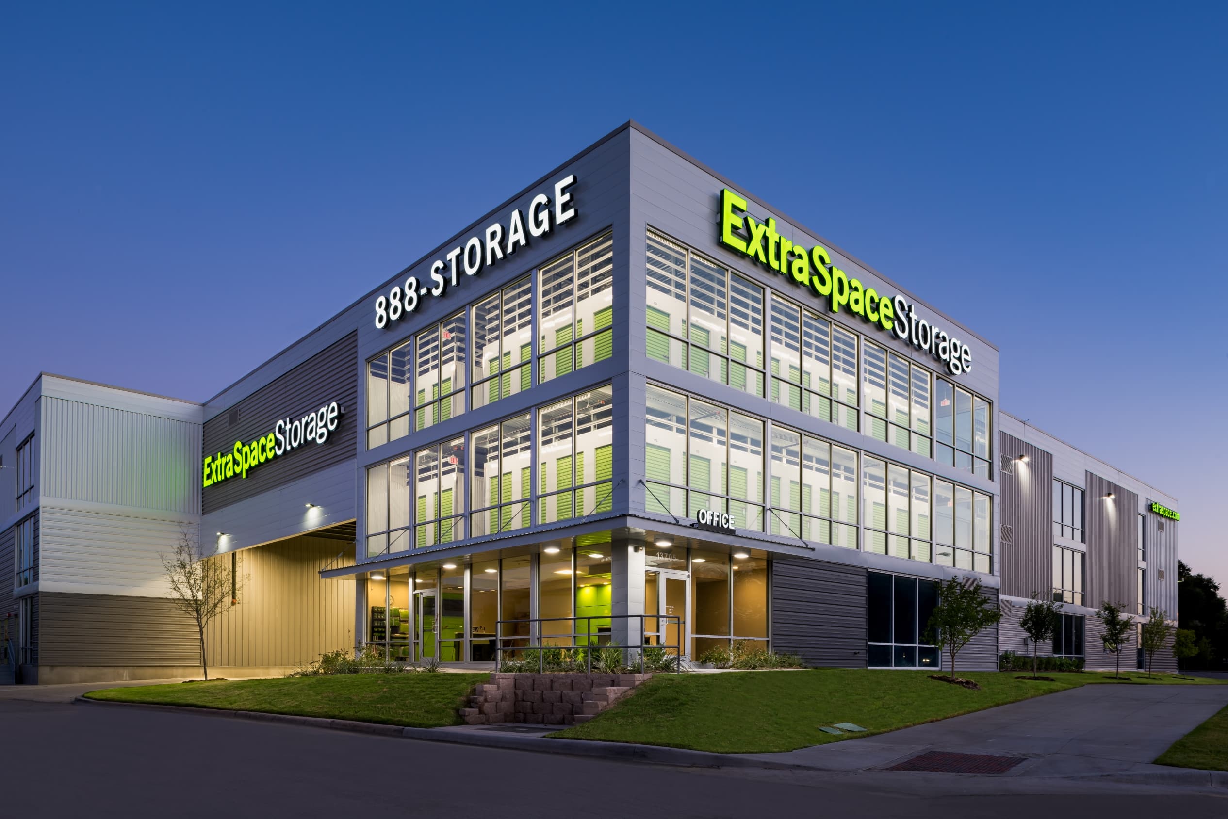 Extra-Space-Storage-Media-Kit-Facility-1