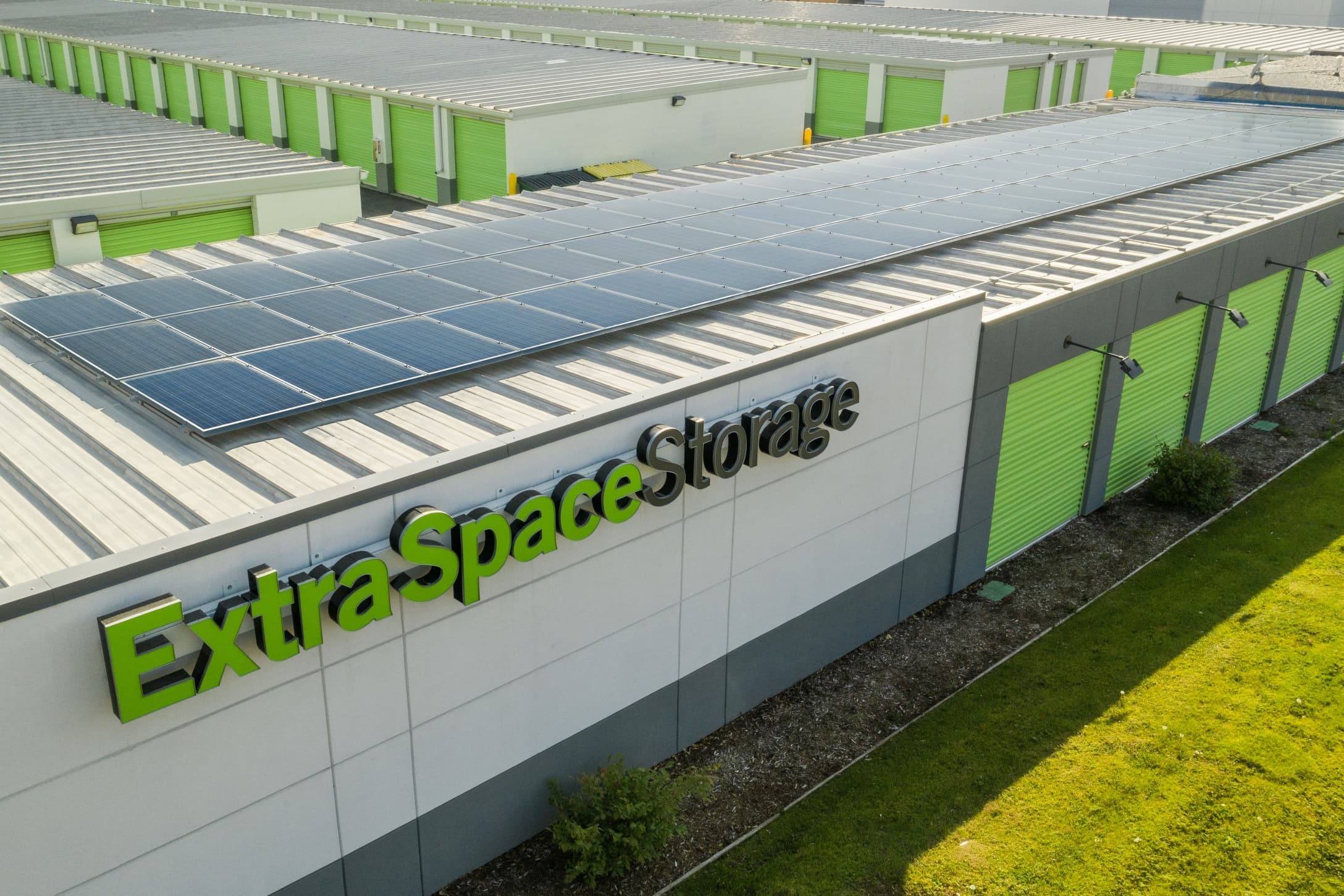 Extra-Space-Storage-Media-Kit-Facility-3