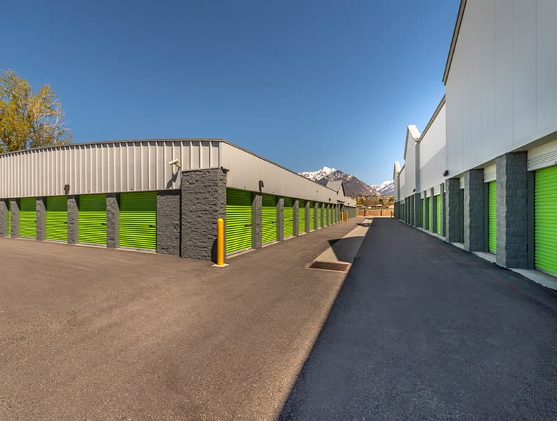 Drive-Up Access Storage Units | Extra Space Storage