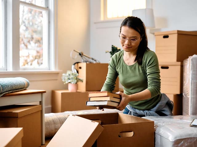 Quick Tips for How to Pack Books for Moving