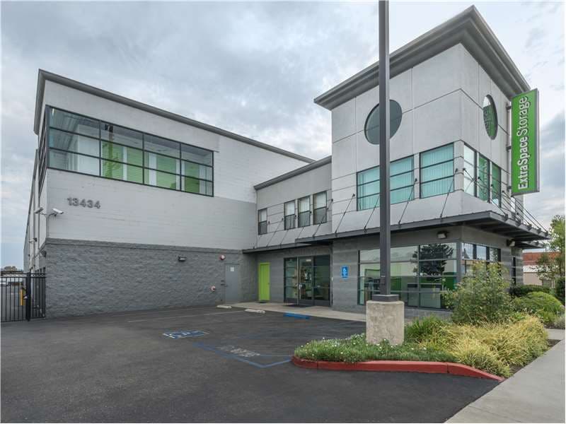 North Hollywood Storage Units at 13434 Saticoy St Extra Space Storage