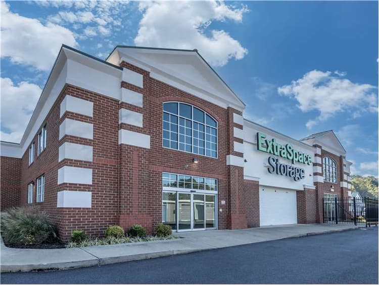 Storage Units in Williamsburg, VA at 451 Merrimac Trl Extra Space Storage