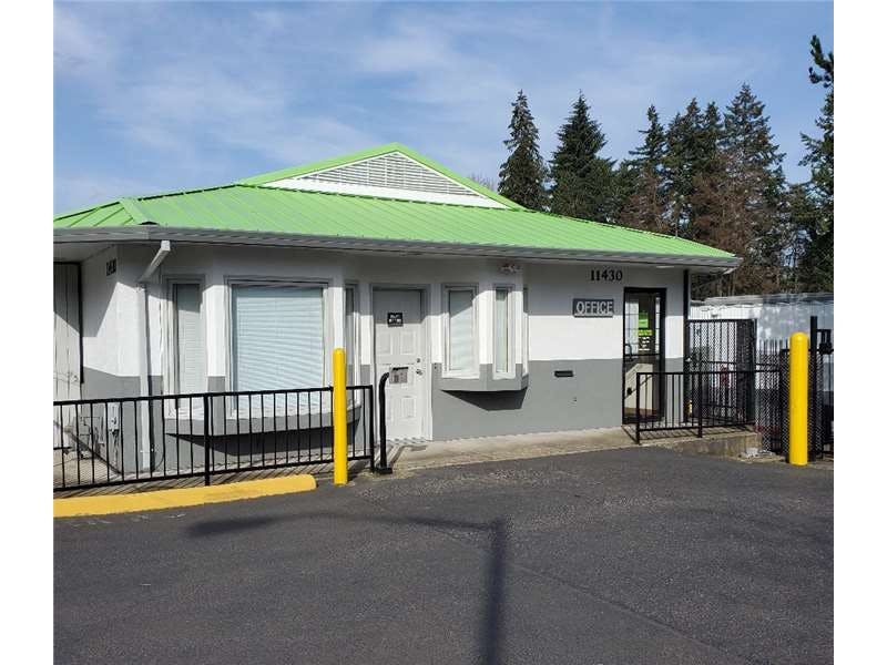 Extra Space Storage facility on 11430 SW Murray Blvd - Beaverton, OR