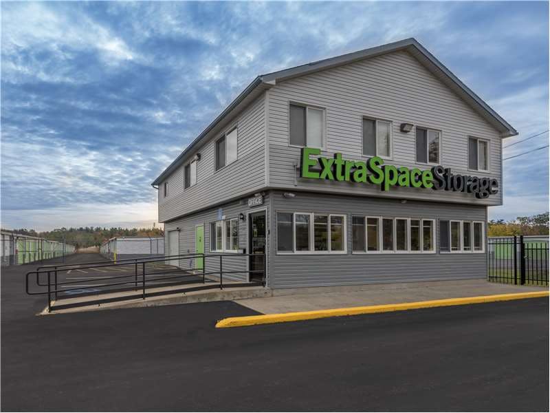 Extra Space Storage facility on 2820 Route 32 - Saugerties, NY