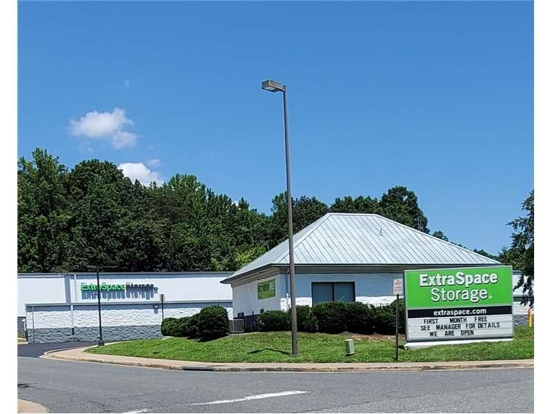 Extra Space Storage facility on 10 Susa Dr - Stafford, VA