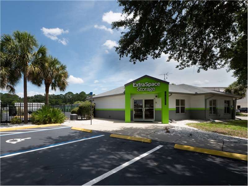 Extra Space Storage facility on 17960 Paulson Dr - Port Charlotte, FL