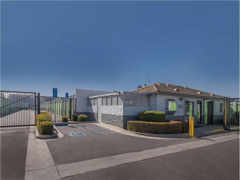 Extra Space Storage facility on 2807 Skyway Dr - Santa Maria, CA