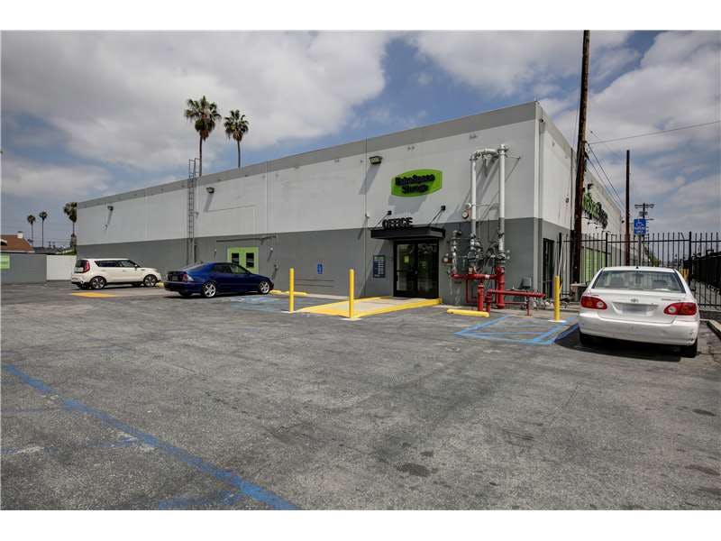 Extra Space Storage facility on 1701 W Slauson Ave - Los Angeles, CA