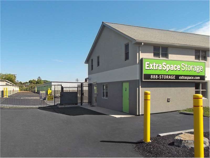 Extra Space Storage facility on 99 2nd Ave - Collegeville, PA