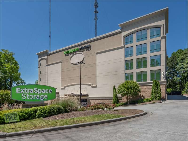 Extra Space Storage facility on 1248 Zonolite Rd NE - Atlanta, GA